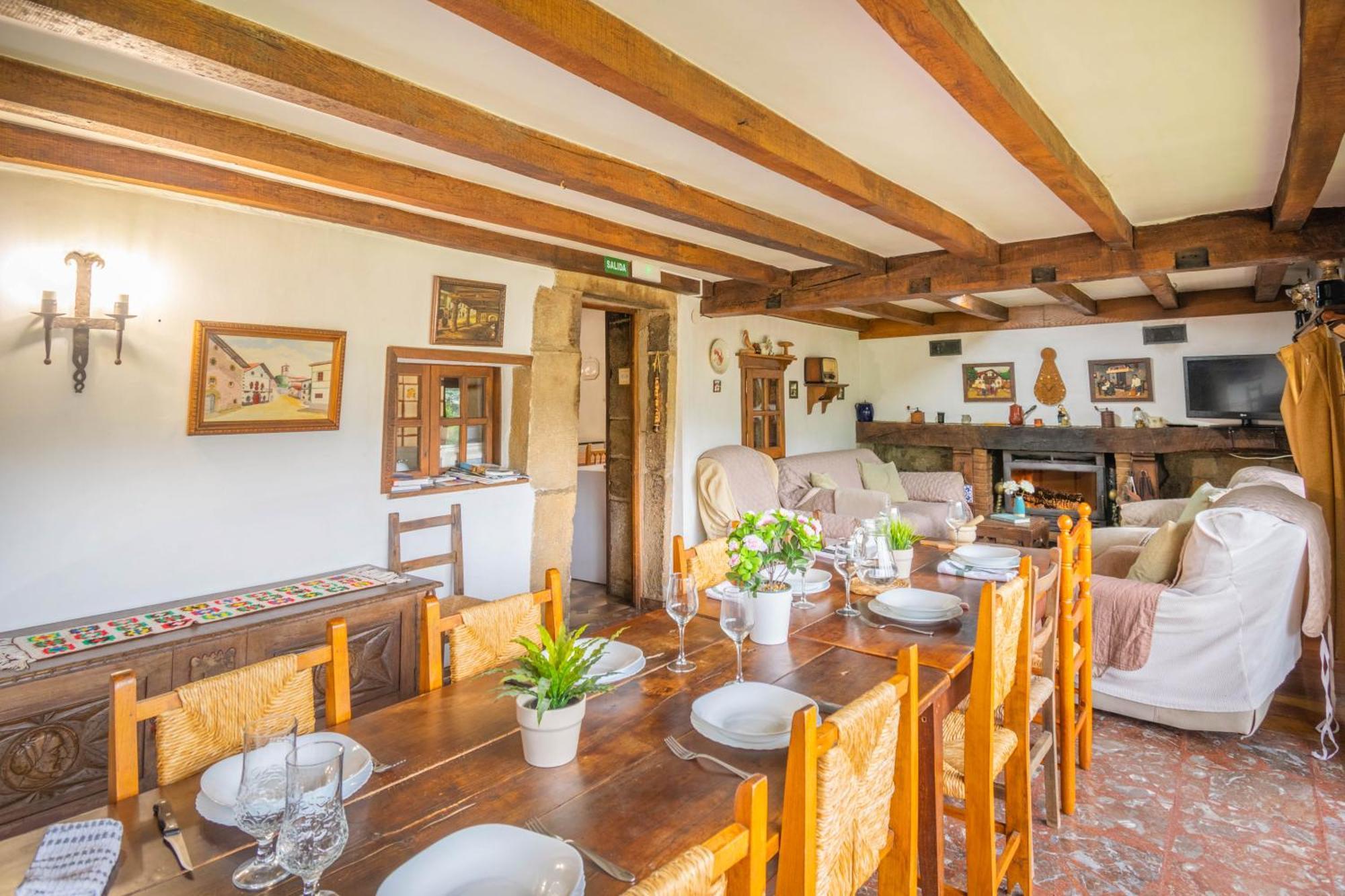 Casa Rural Arotzenia, Hogar Rustico En Pleno Valle De La Ulzama Lizaso Exterior photo